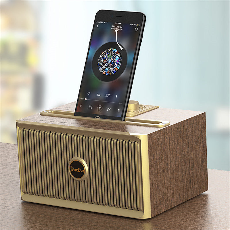 Small sound of creative card holder