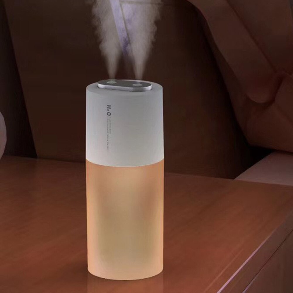 Double nozzle humidifier